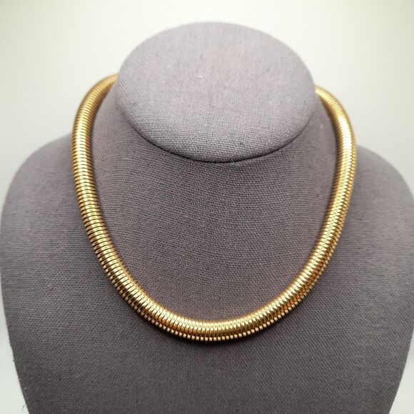 Vintage Monet Round Gold Plated Snake Chain Choker Necklace 16 1/2 " - Picture 3 of 12